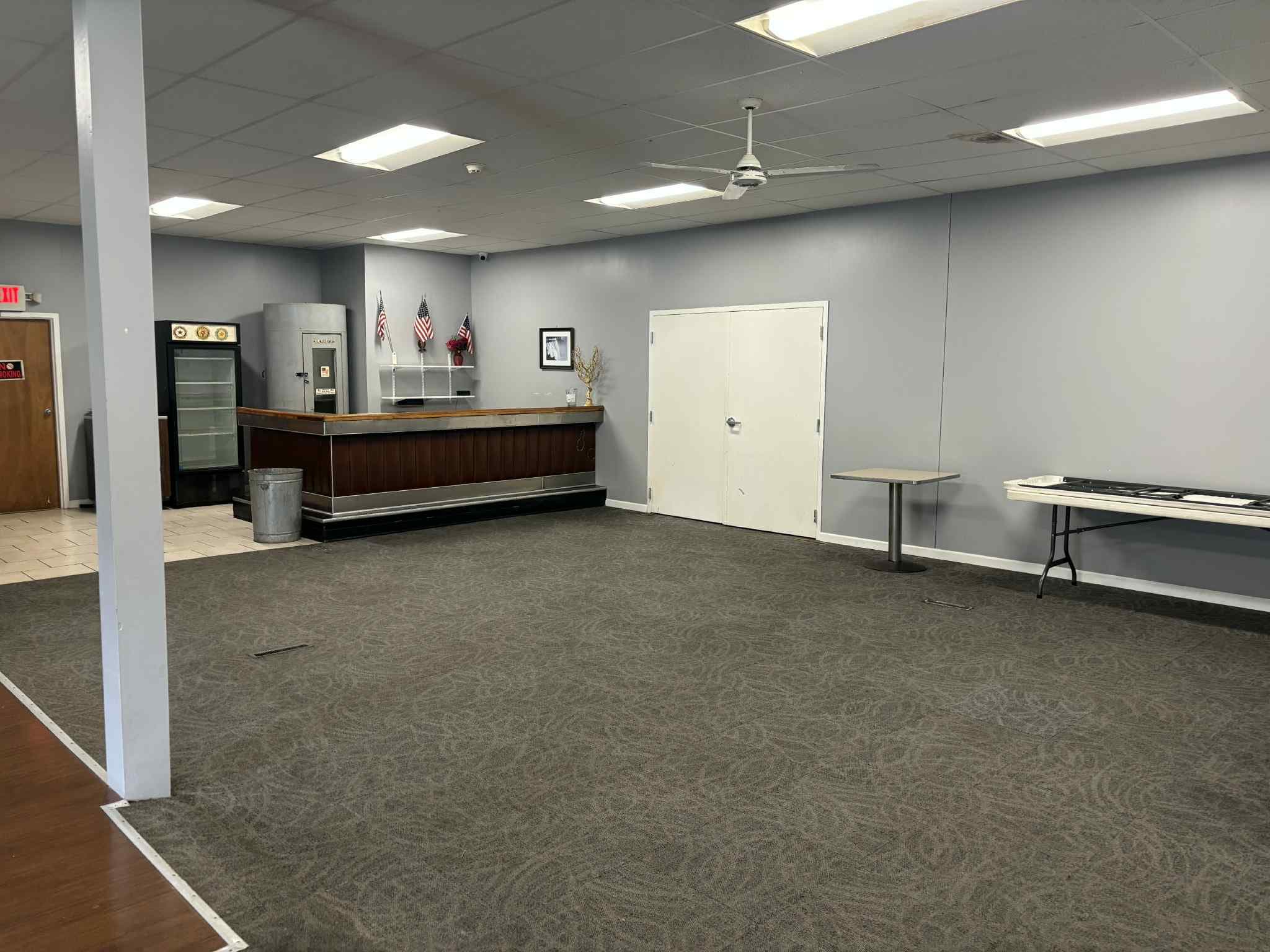 Hall view 4